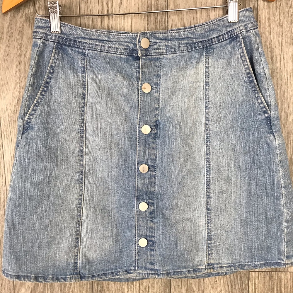 A NEW DAY DENIM SKIRT button up front SIZE 10